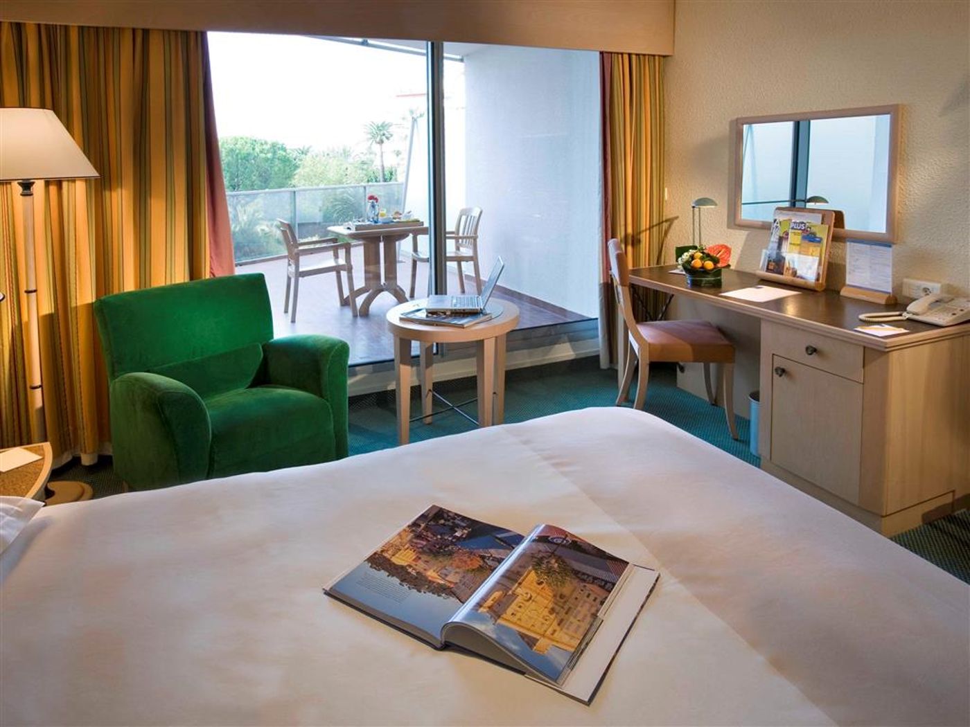 Novotel-Cannes-Montfleury-Room-16