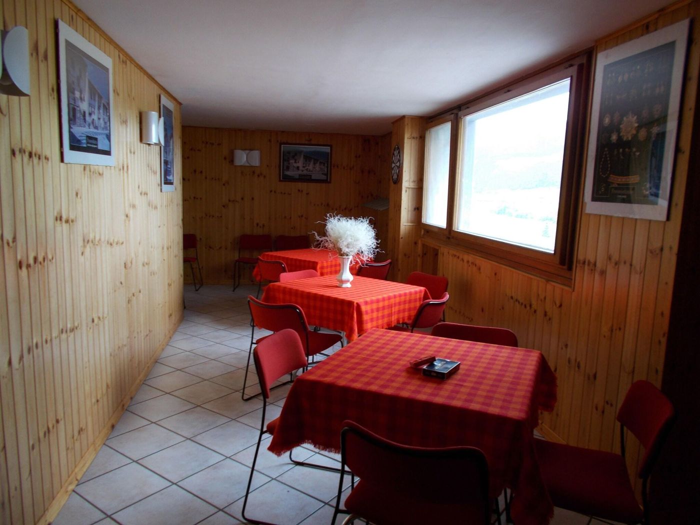 Holidays-Sports-and-Entertainment-12