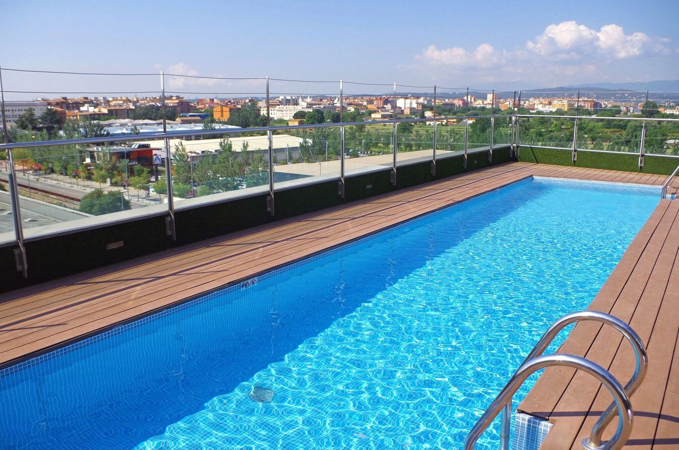 Doubletree-By-Hilton-Girona-Pool-4