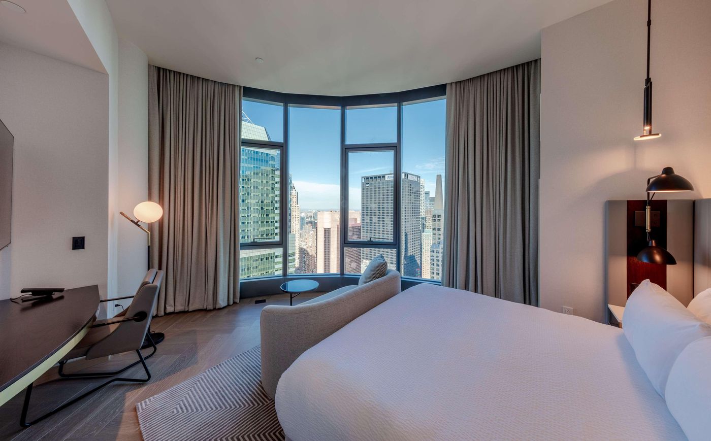 Tempo-by-Hilton-New-York-Times-Square-Room-28
