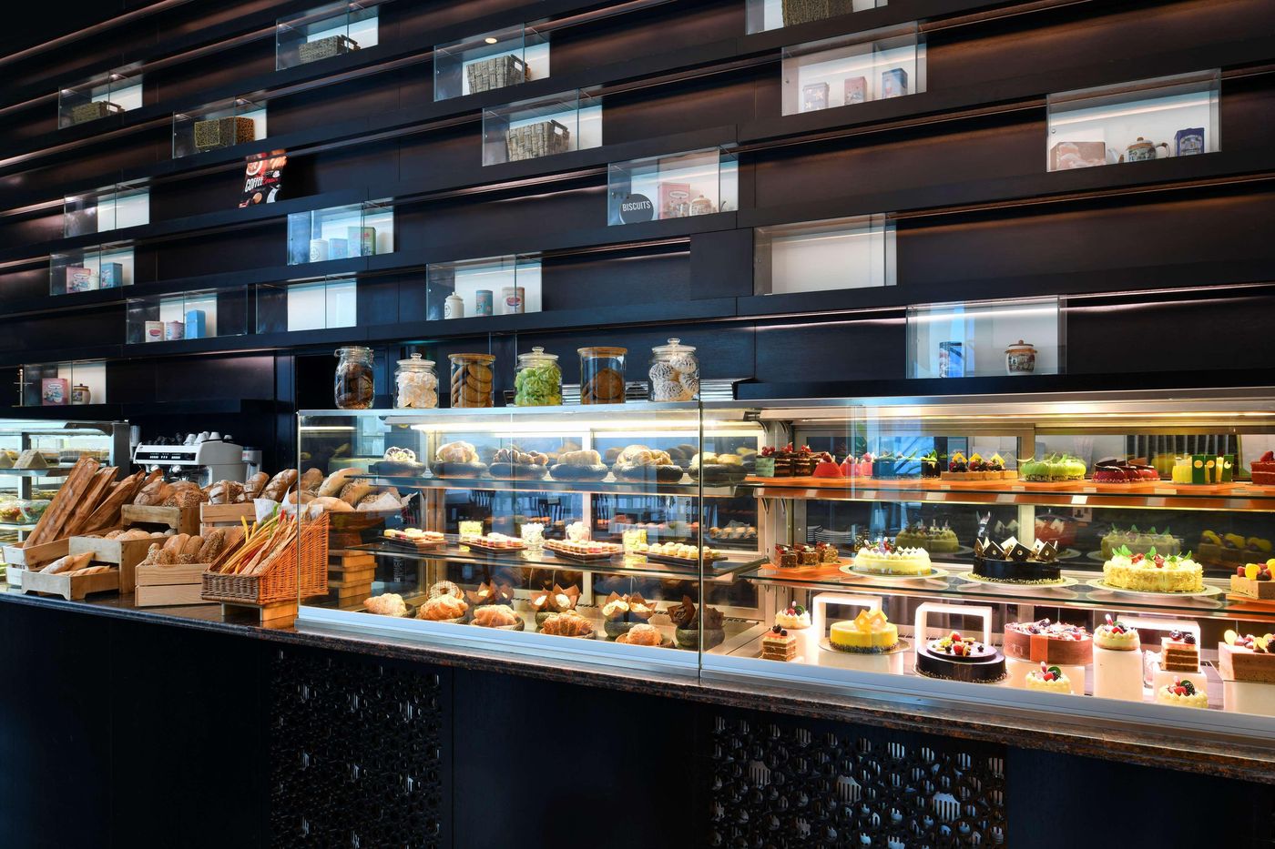 Kempinski-Residences---Suites--Doha-Restaurant-50