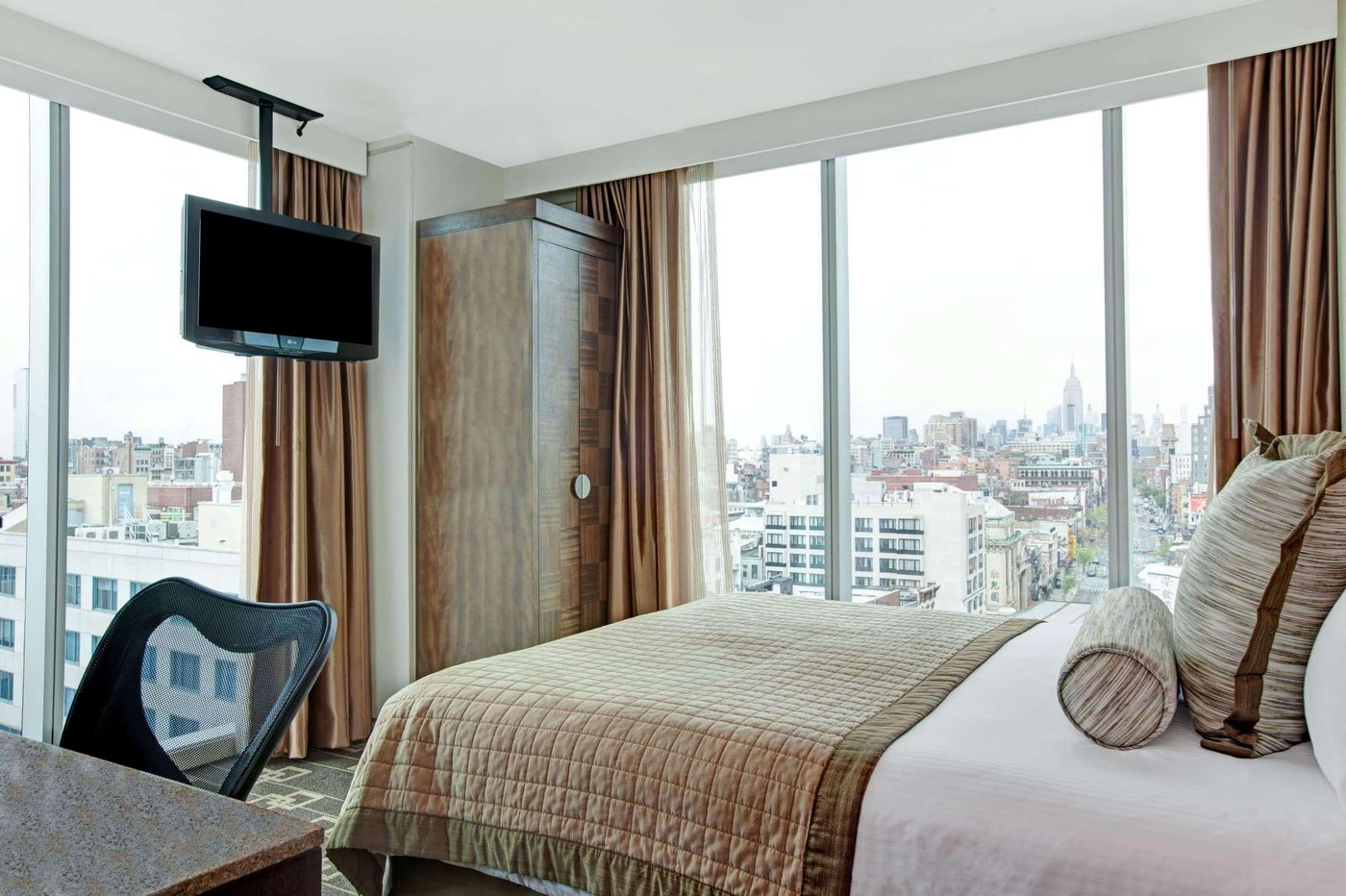 Wyndham-Garden-Chinatown-Room-23