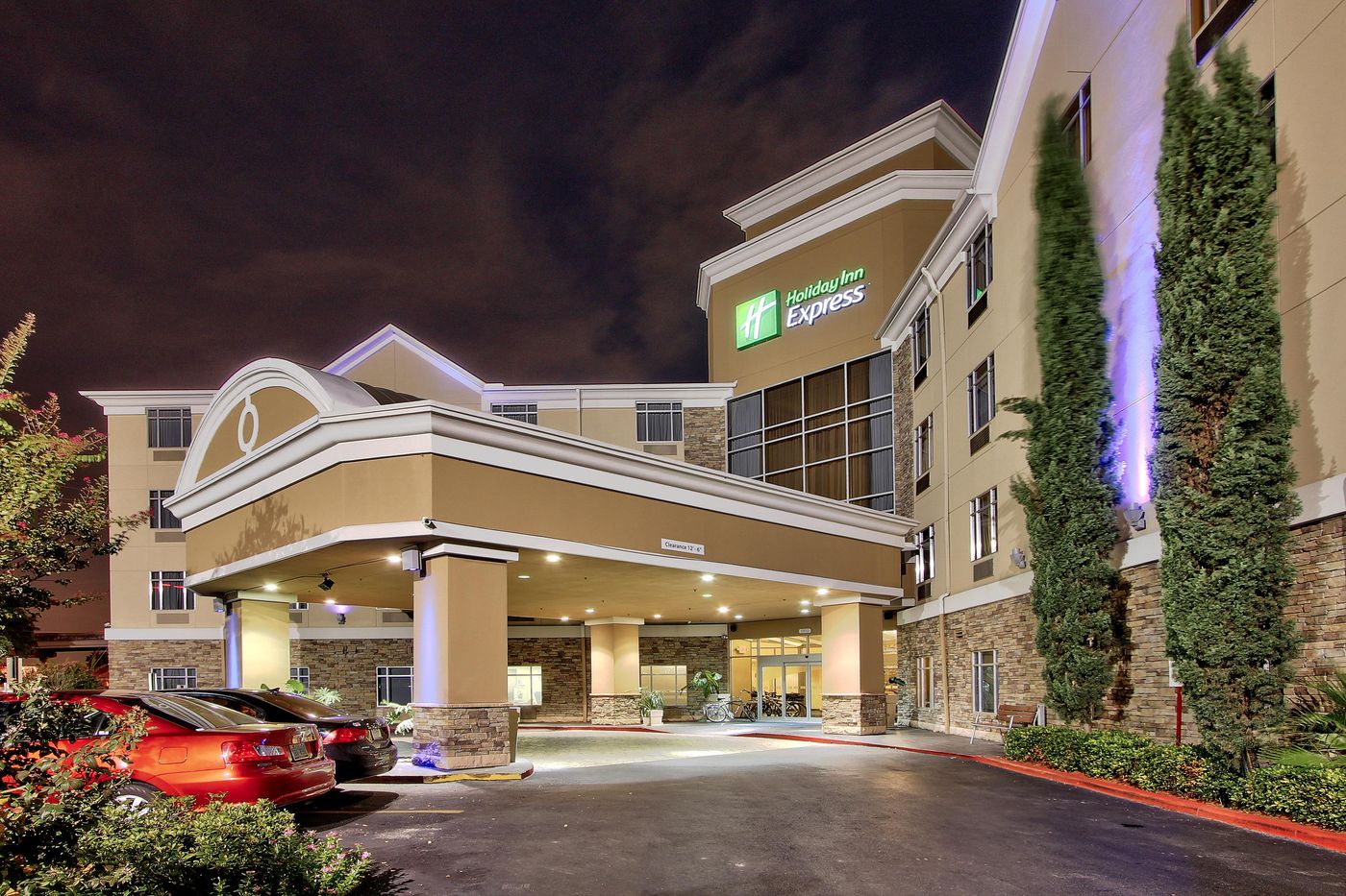 Holiday Inn Express and Suites Houston Dwtn Conv C-United States-HOUSTON-General view-4