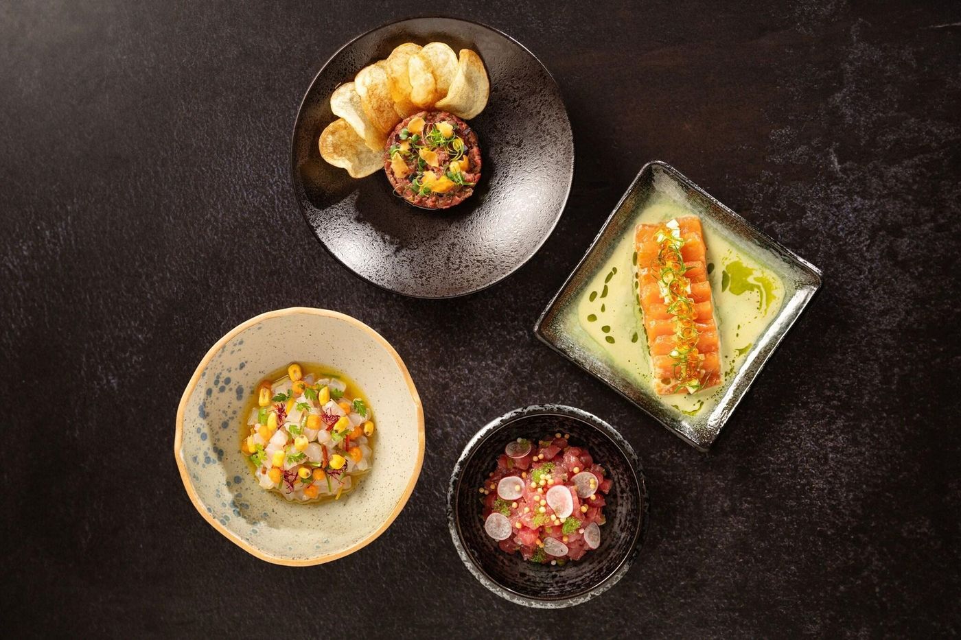 Dubai-Marriott-Harbour-Hotel---Suites-Lobby-36