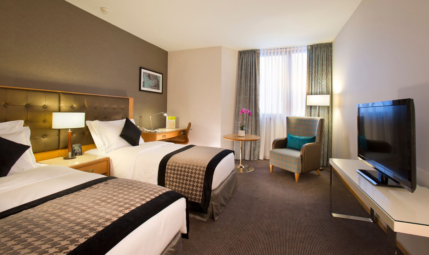 Doubletree-By-Hilton-Luxembourg-Room-6