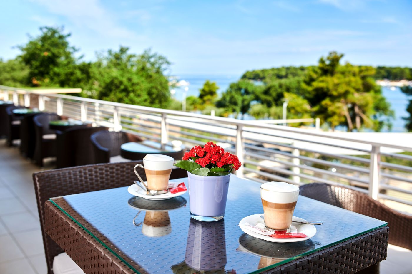 Hotel-Laguna-Molindrio-Bar-16