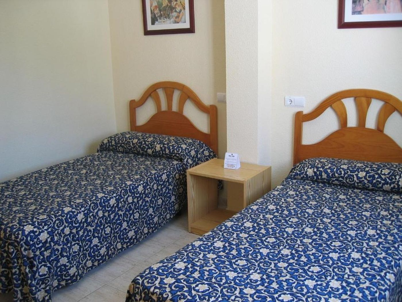 Avenida-Apartamentos-Room-10