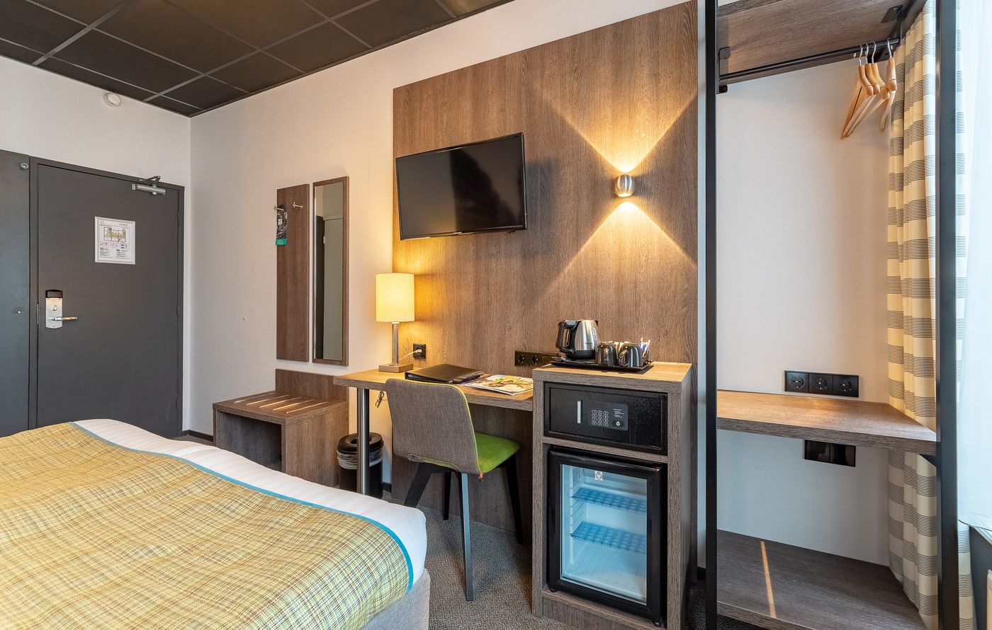 Hotel-Cornelisz-Room-5