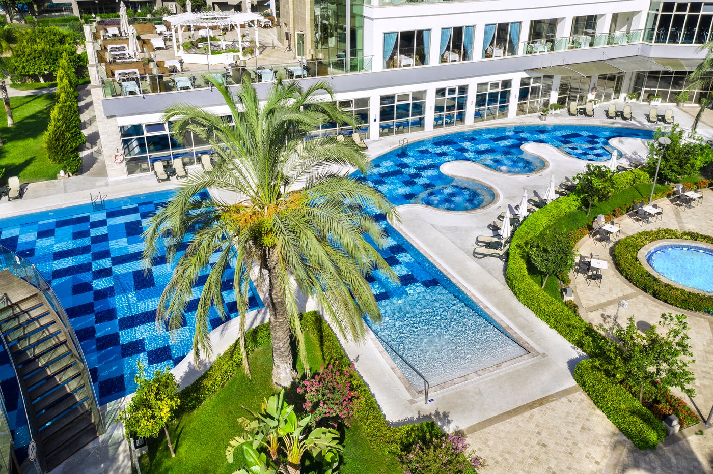 Sherwood Exclusive Lara