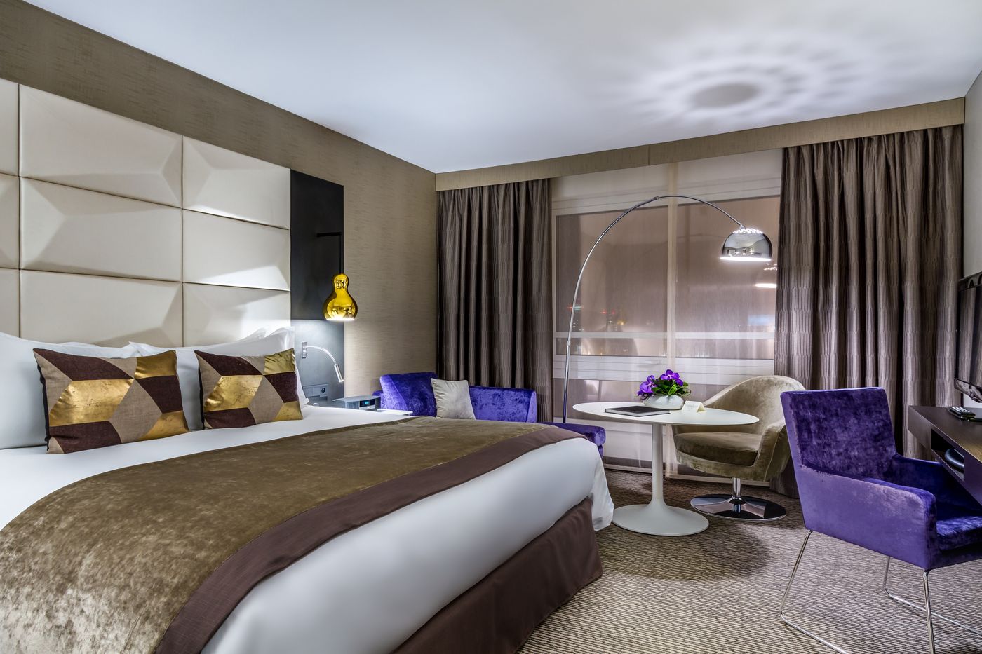 Sofitel-Warsaw-Victoria-Room-8