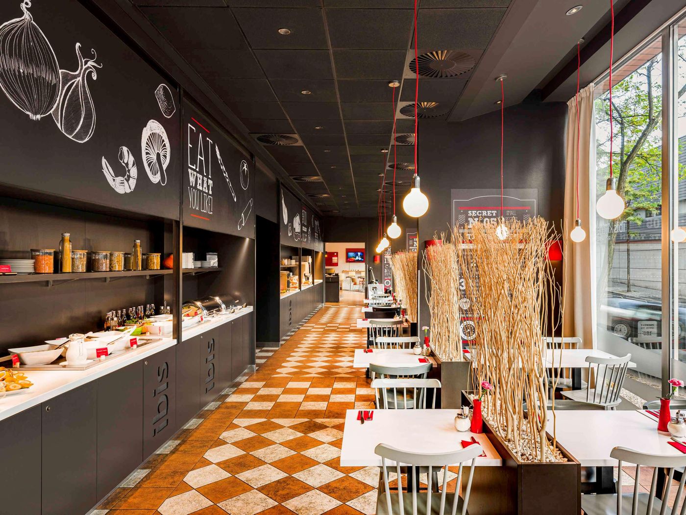 HOTEL-IBIS-MALA-STRANA-PRAHA-Restaurant-24