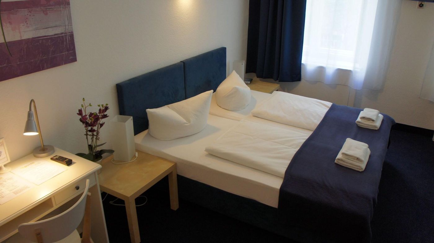 Seifert Pension-Germany-BERLIN -Room-7