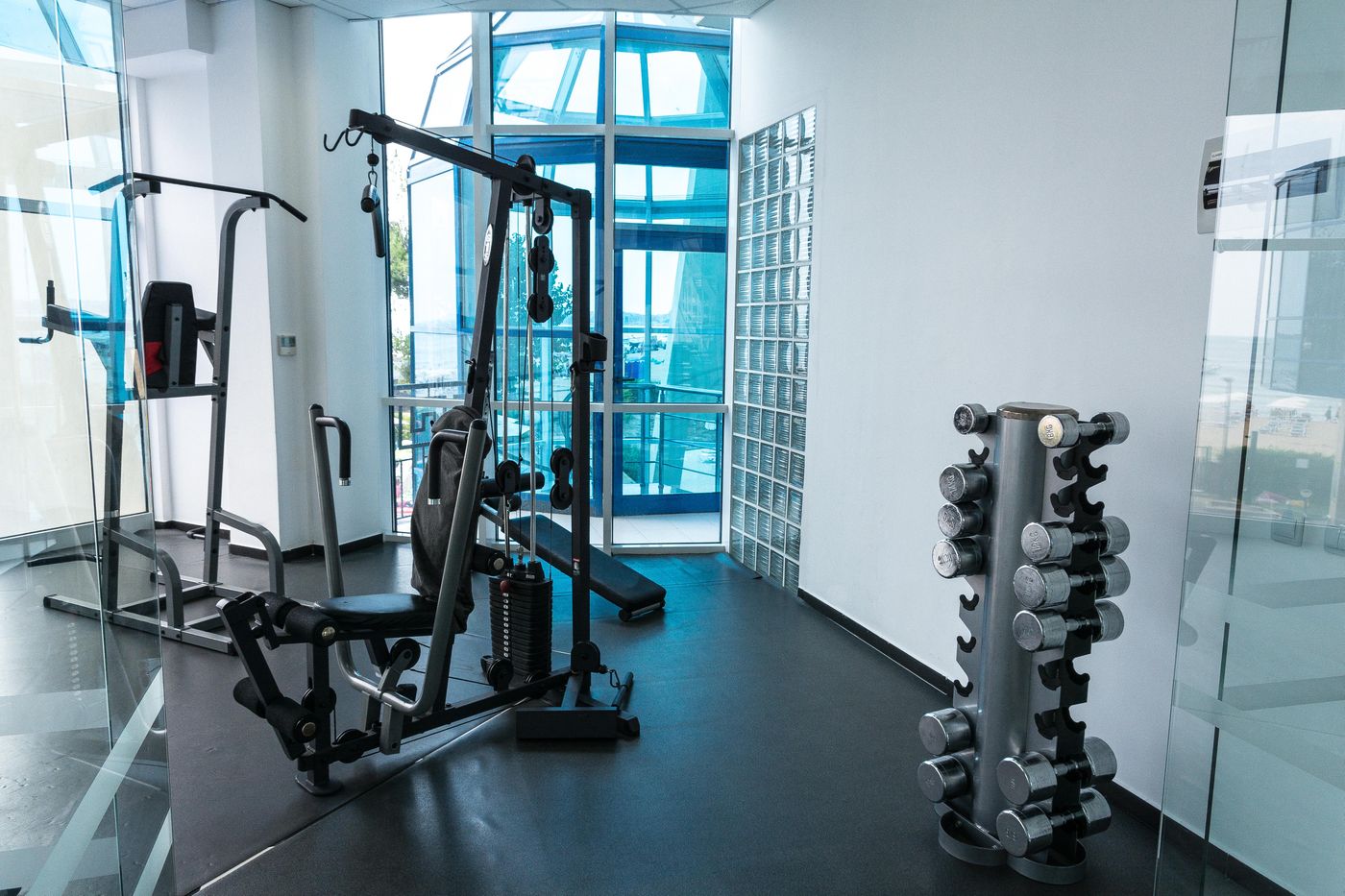 Blue-Pearl-Hotel-Sports-and-Entertainment-65