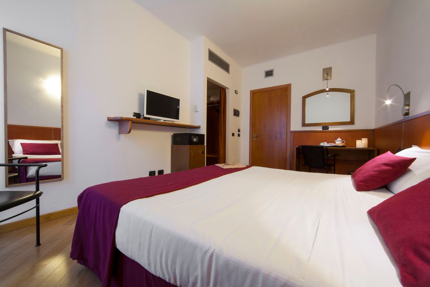 Hotel-Zurigo-Room-12