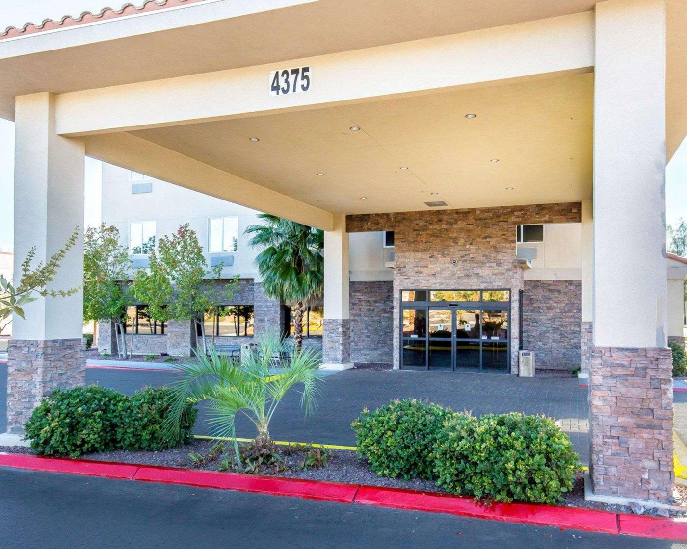 Comfort Inn & Suites Las Vegas - Nellis-United States-LAS VEGAS-General view-2