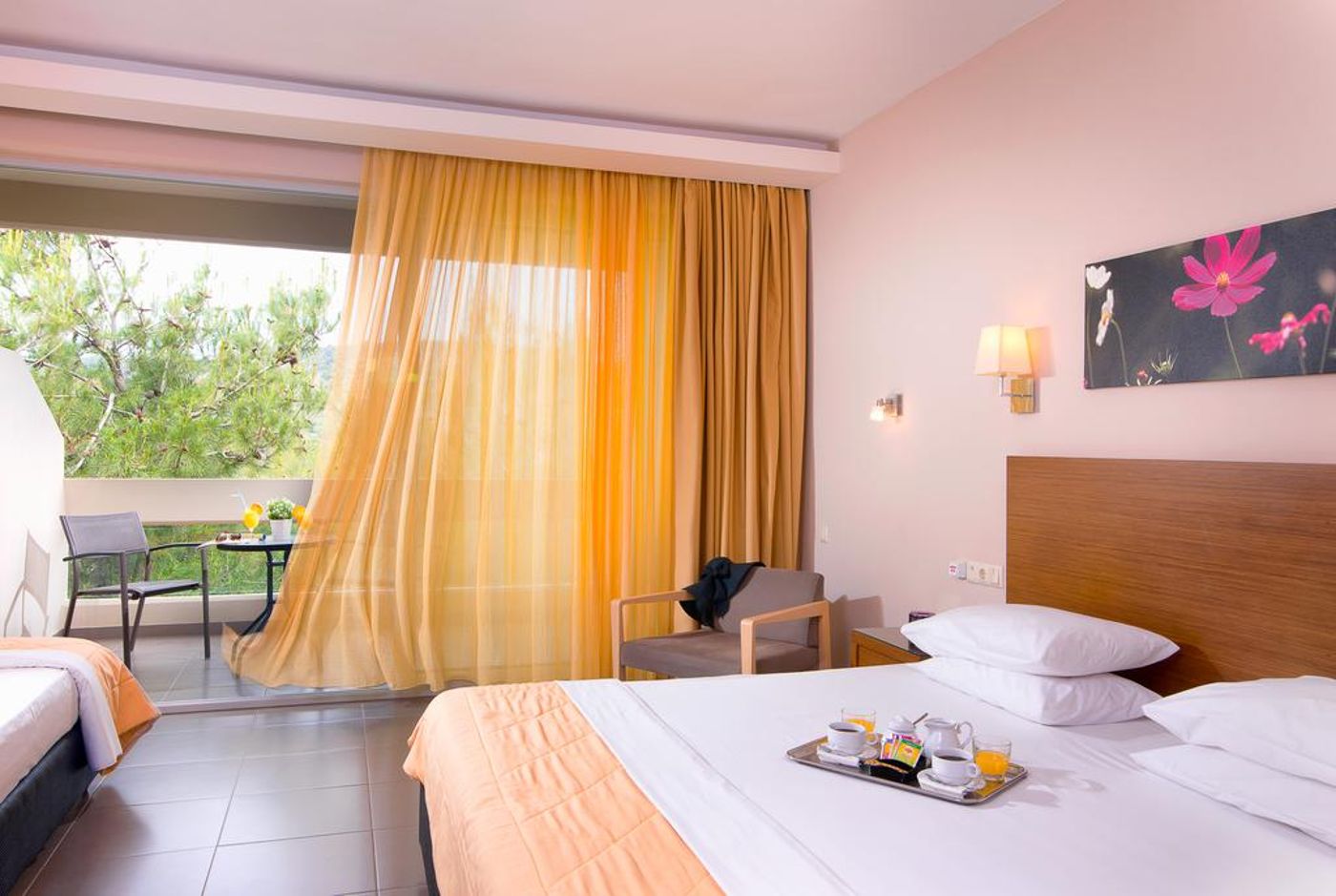 Aeolis Thassos Palace