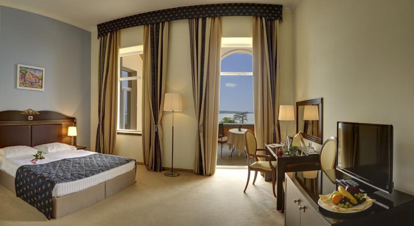 Hotel Kvarner Palace