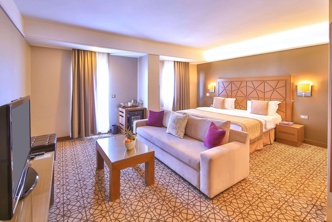 Ramada-Istanbul-Taksim-Room-13