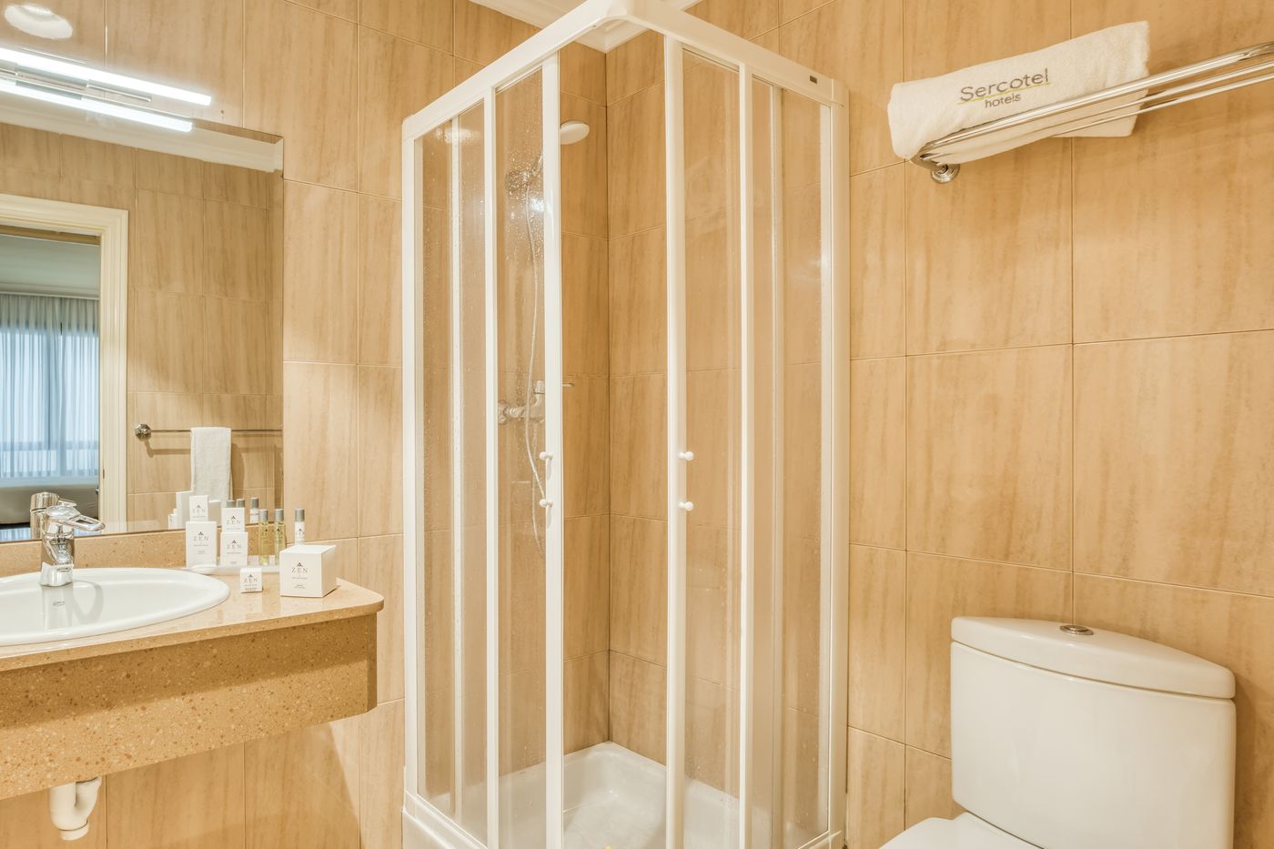 Sercotel Arenal Bilbao-Spain-BILBAO-Room-9