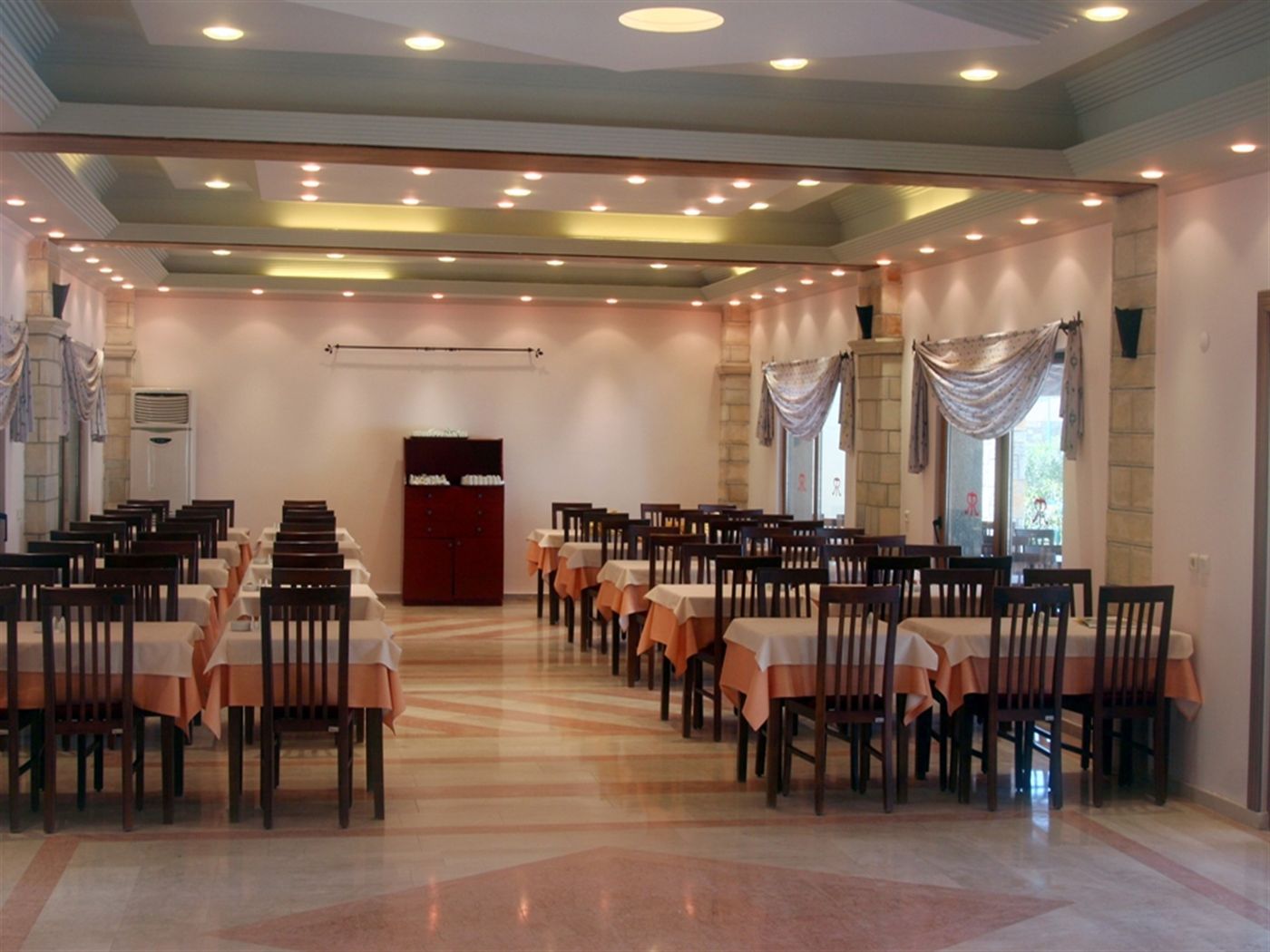 Tiana--Beach-General-view-38