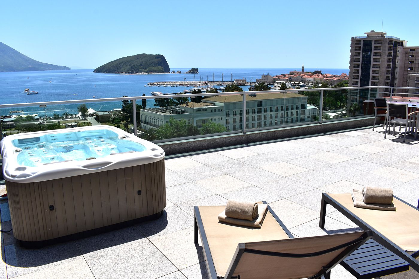 Hotel-Tq-Plaza-Room-67