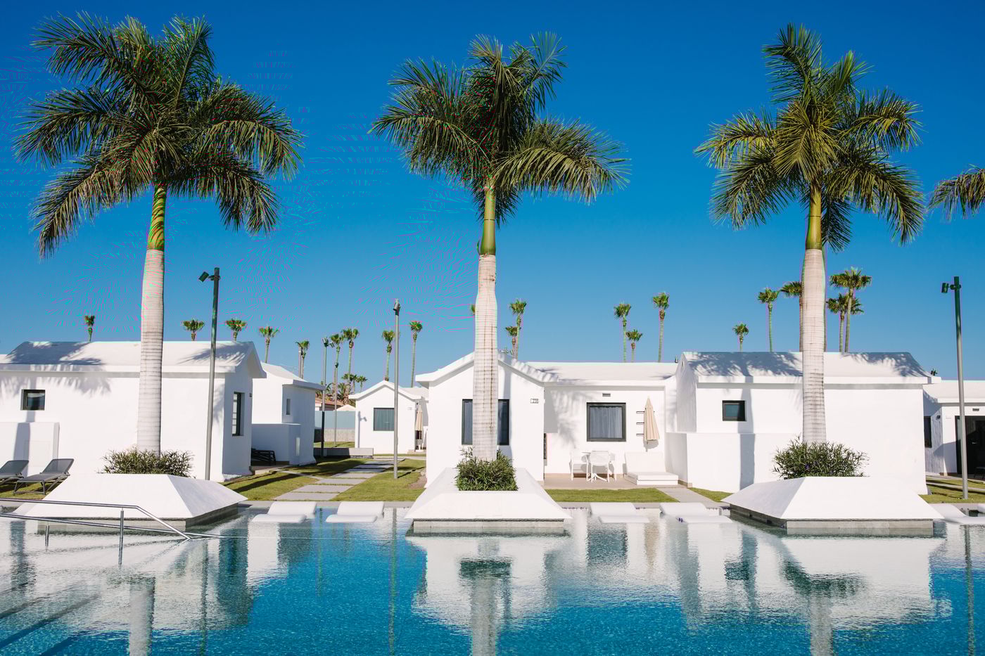 Club-Maspalomas-Suites---SPA---Adults-Only-Pool-3