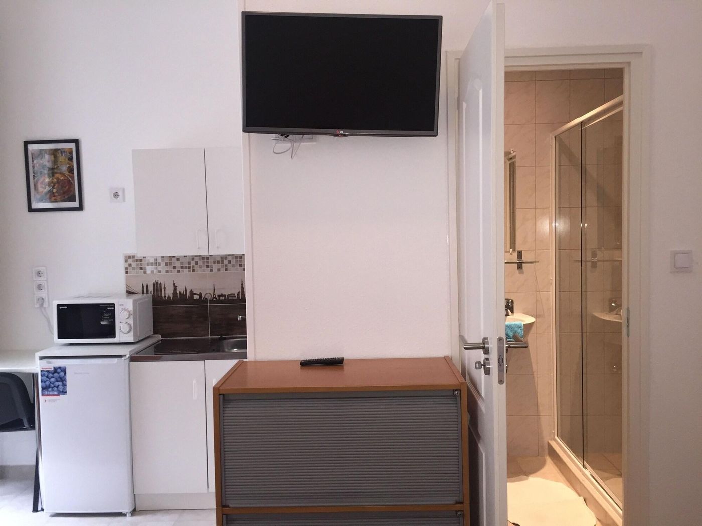 Omega-Guesthouse-Budapest-Room-19