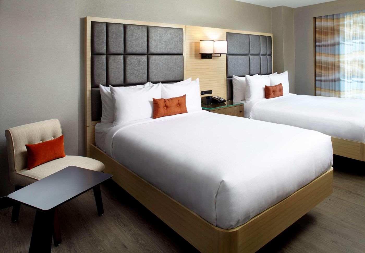 Hilton-Garden-Inn-New-York-Times-Square-North-Room-31