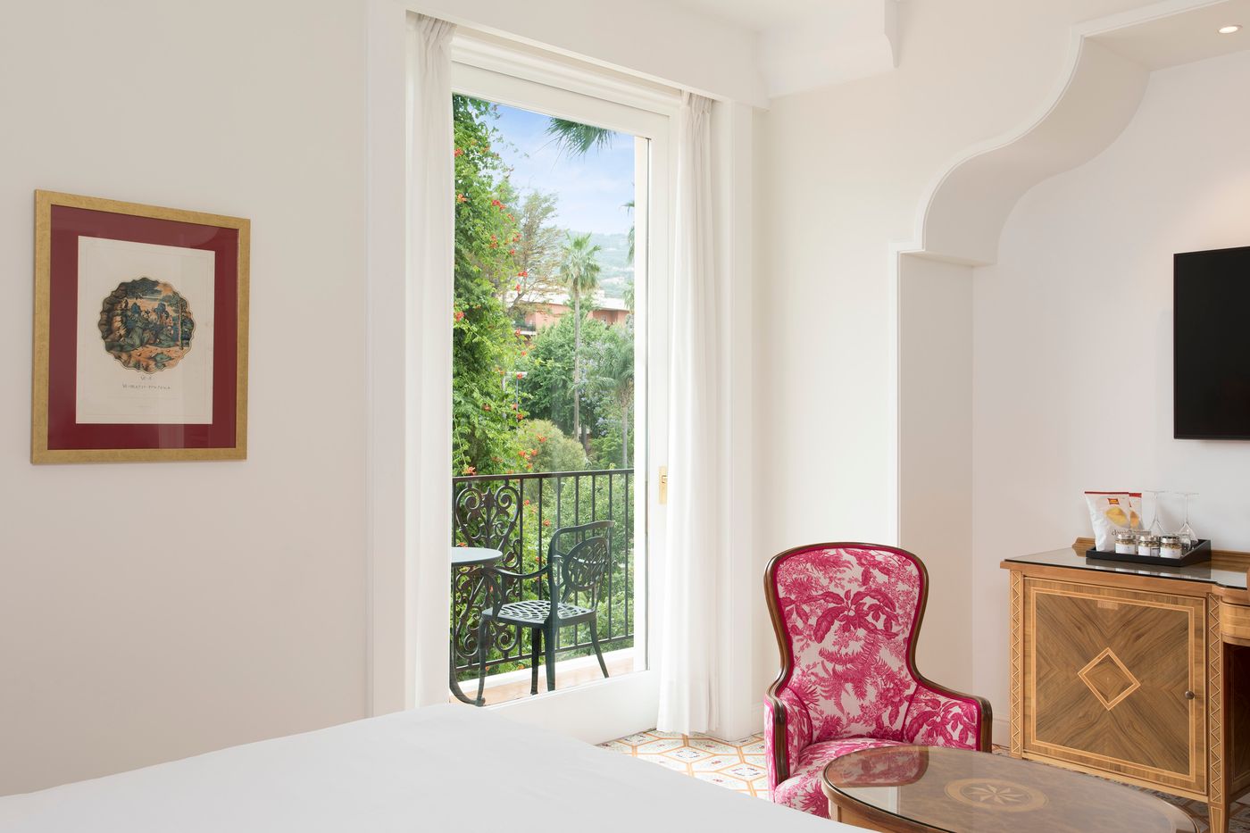 Grand-Hotel-Royal-Room-42