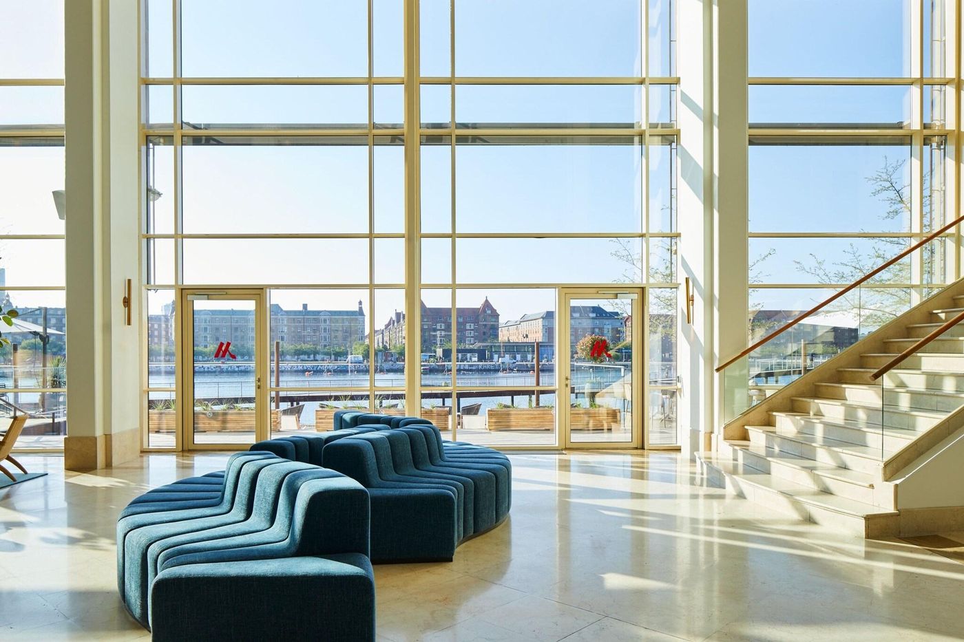 Marriott-Hotel-Copenhagen-Lobby-13