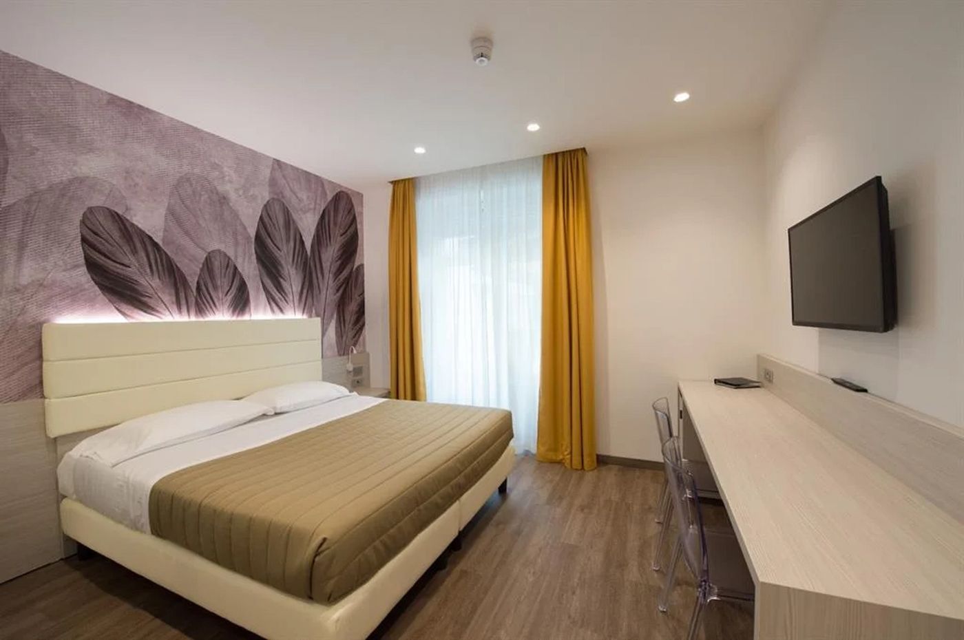 Grand Hotel Liberty-Italy-RIVA DEL GARDA-Room-1