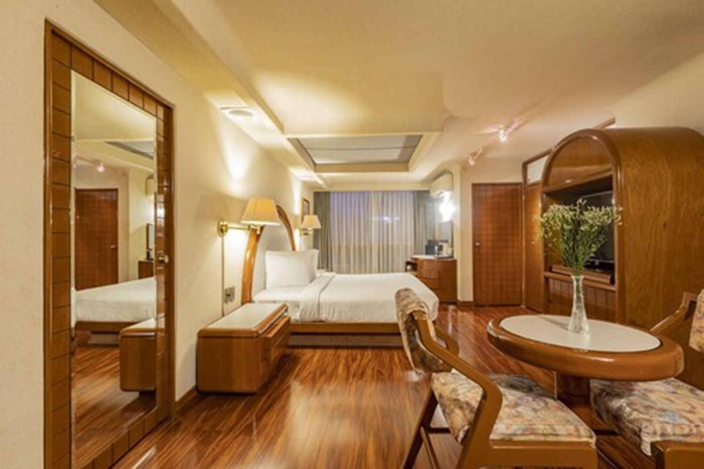 Hotel Beverly-Mexico-MEXICO CITY-Room-9