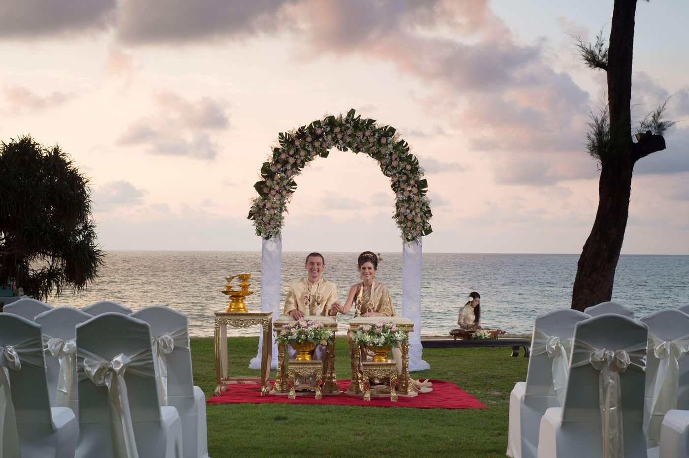 Dusit-Thani-Laguna-Phuket-Beach-18