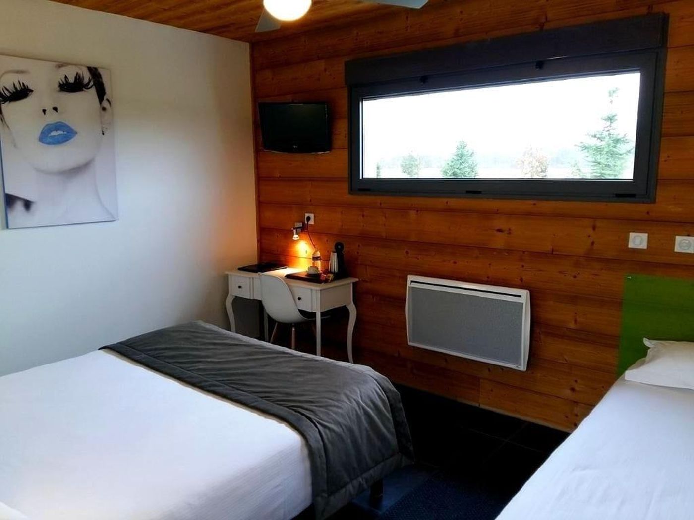 Bio Motel - France - SAINT VULBAS - Room - 3