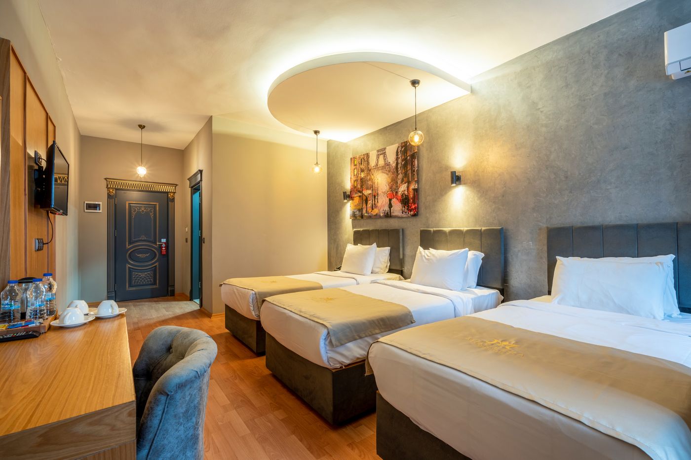 Monezza-Hotel-Room-24