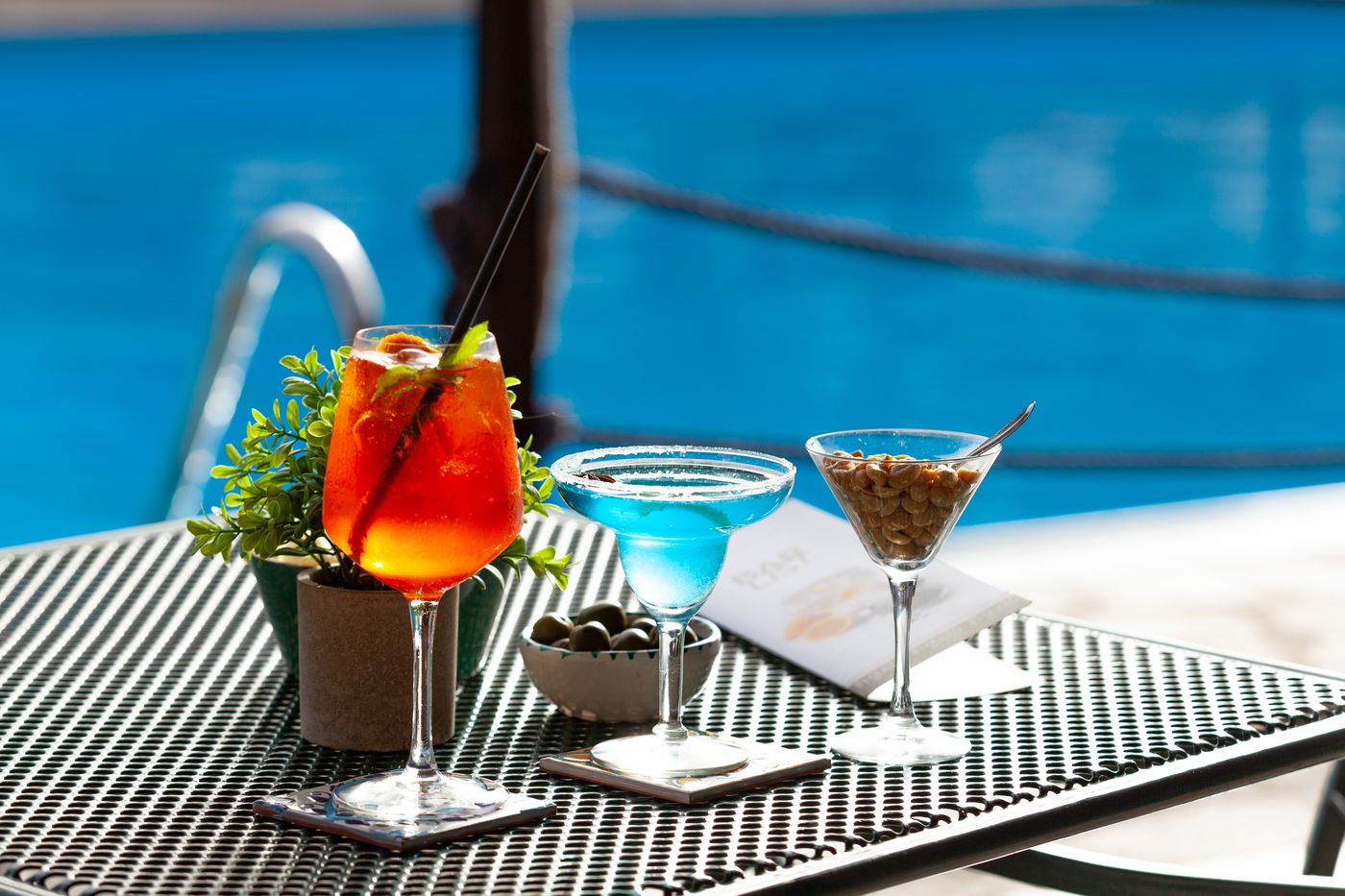iH-Hotels-Villasimius-Le-Zagare-Resort-Bar-22