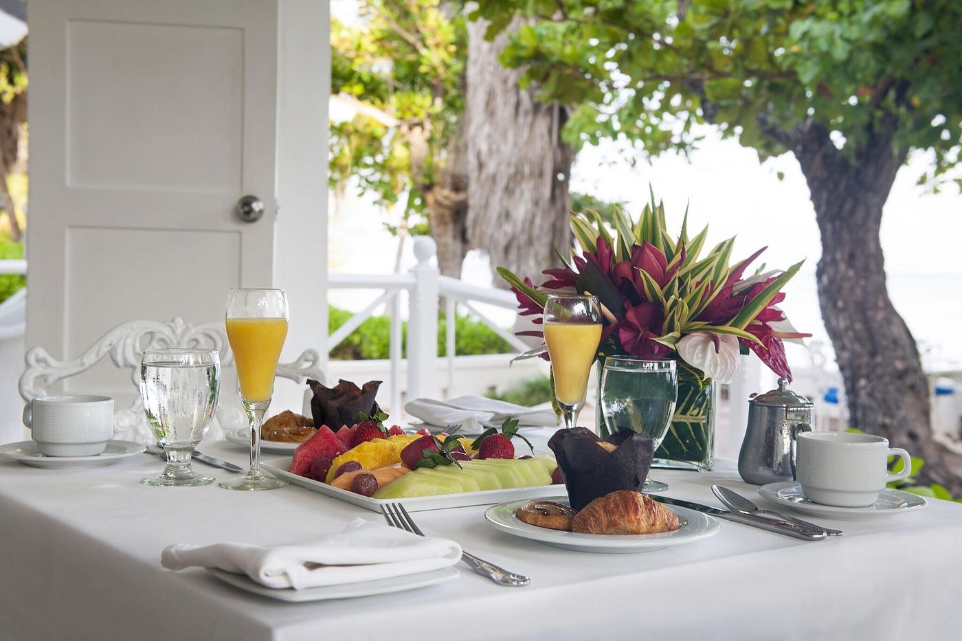 Half-Moon-Restaurant-98