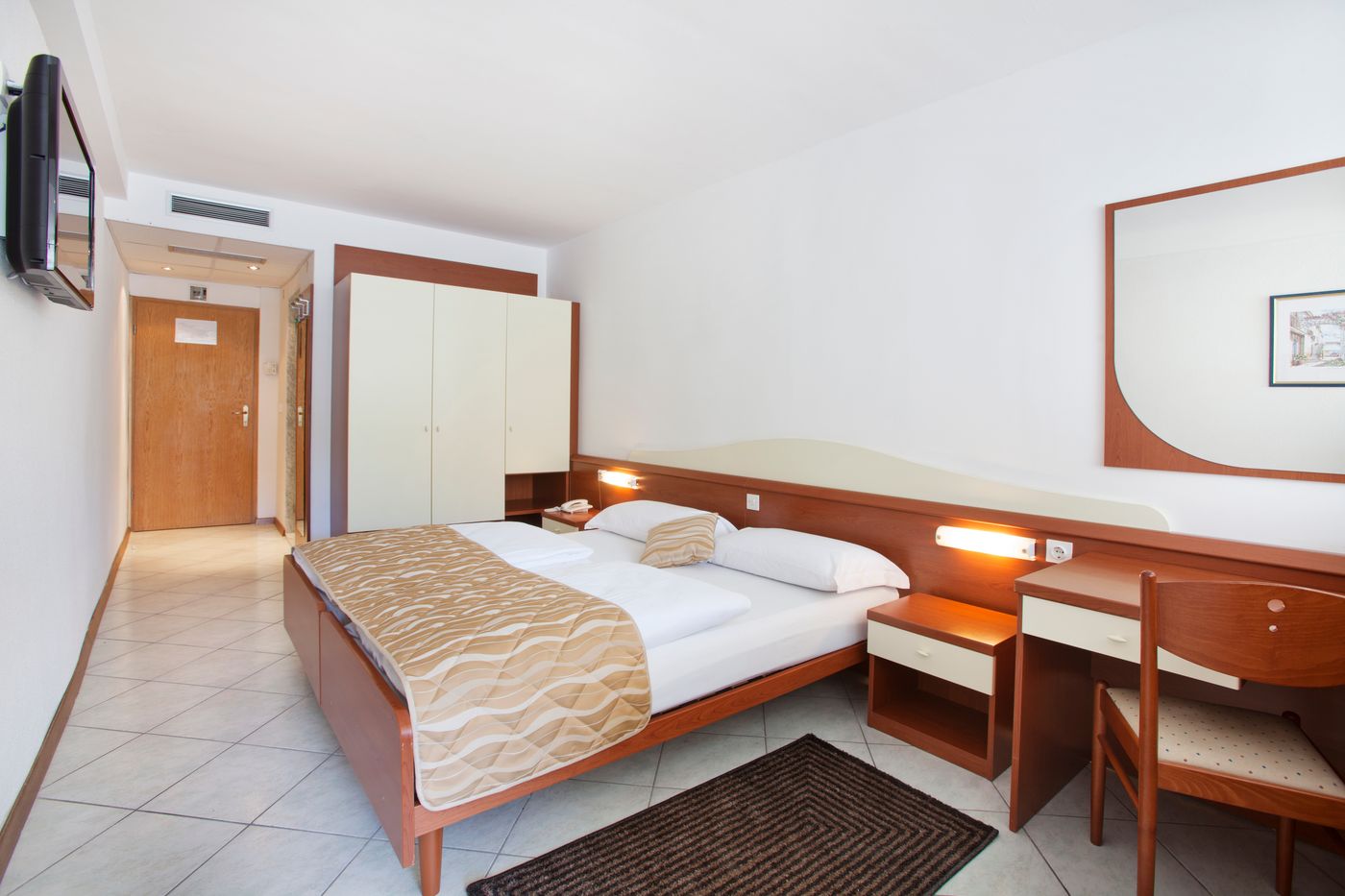 Hotel Narcis-Croatia-RABAC-Room-10