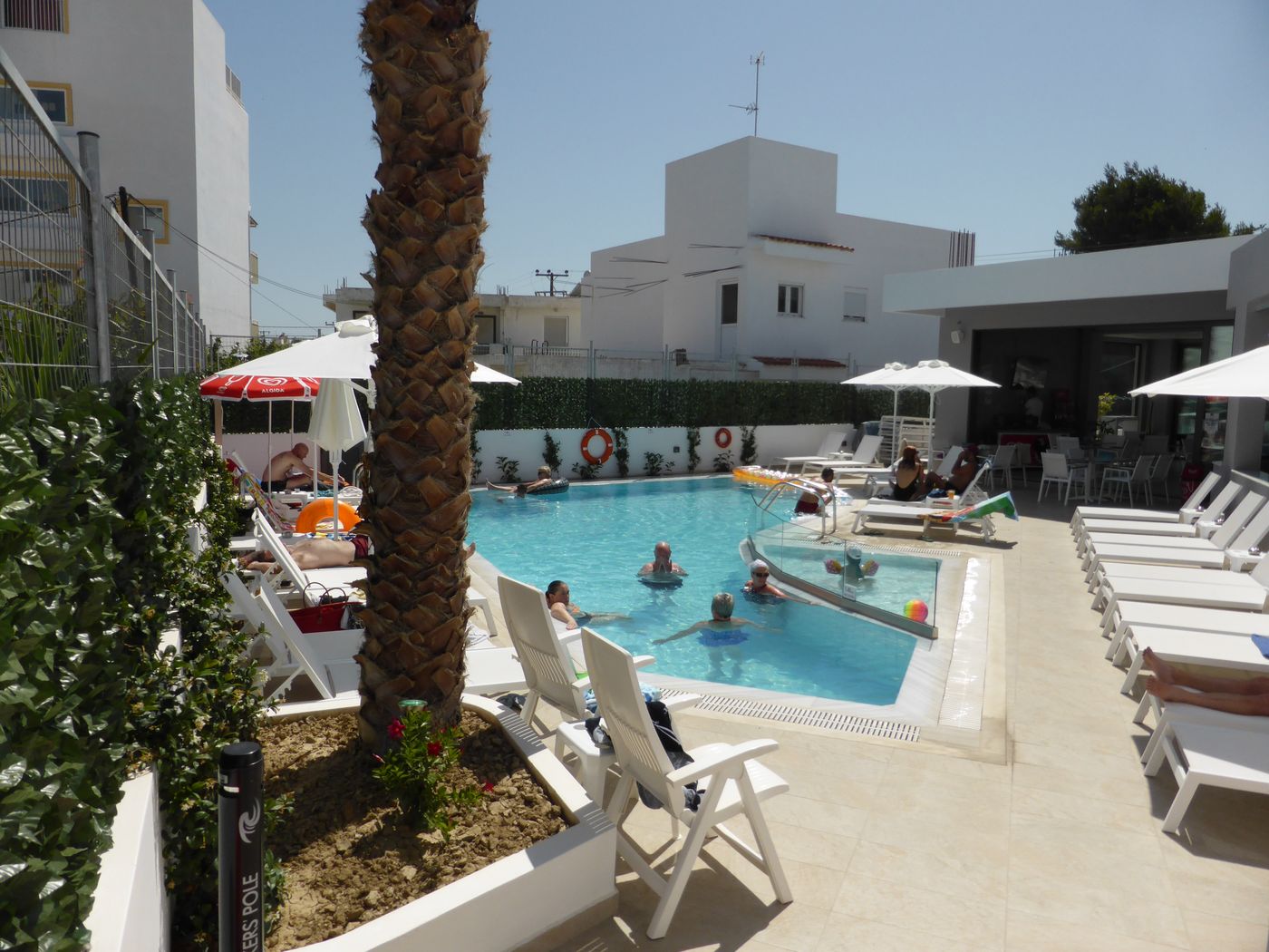 Hotel-Agrelli-Pool-10