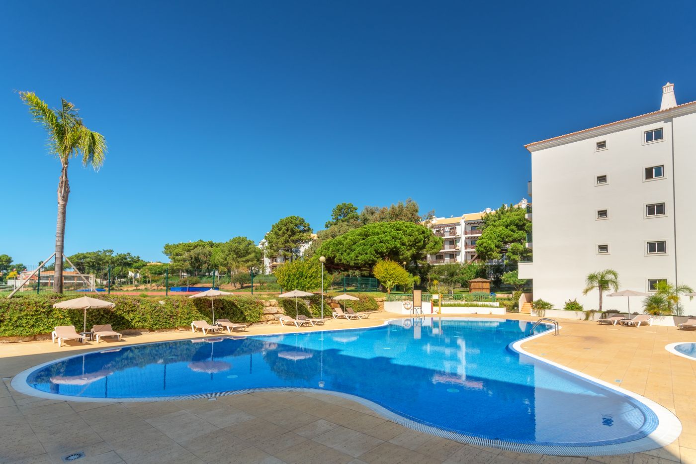 AP-Victoria-Sports---Beach-Pool-2