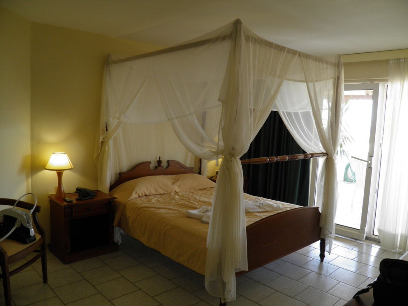 Alexander House Hotel