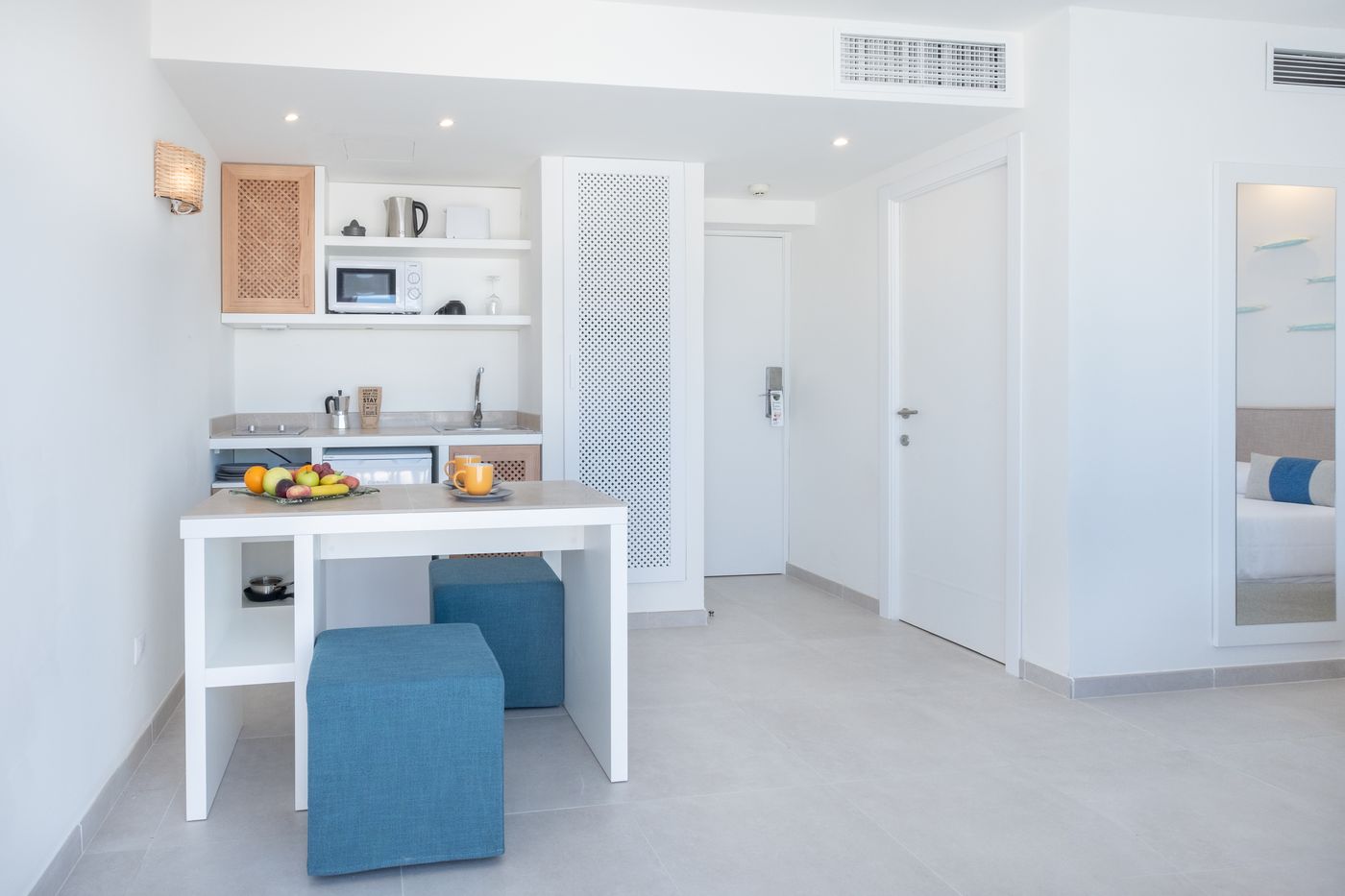 Carema-Beach-Menorca-Room-20