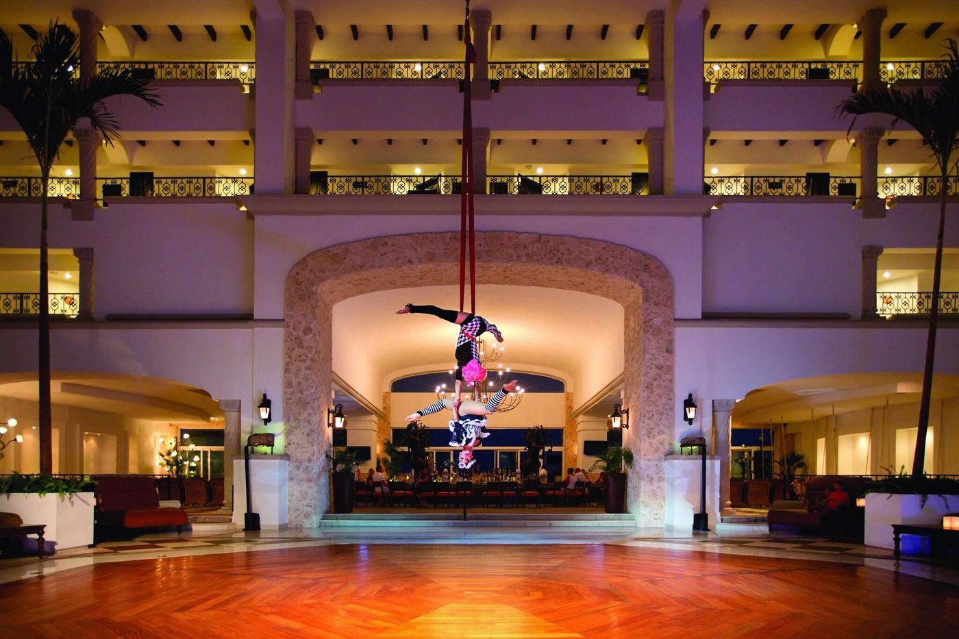 Hyatt-Zilara-Cancun-Sports-and-Entertainment-78