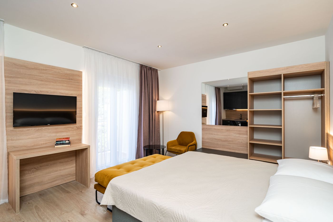 Bacan-Serviced-Apartments-Room-29