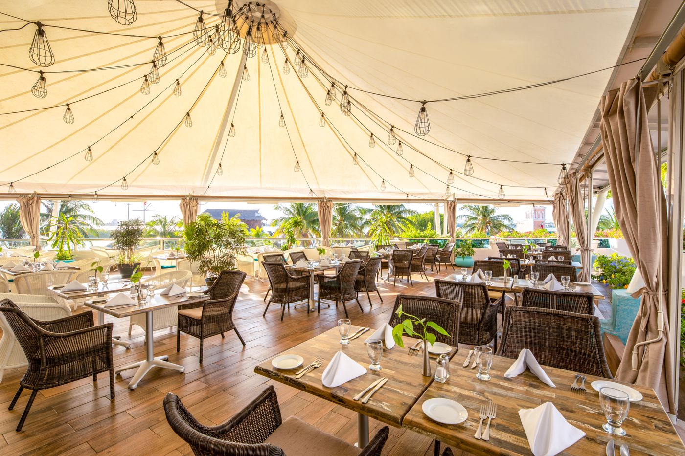 Wyndham Alltra Cancun