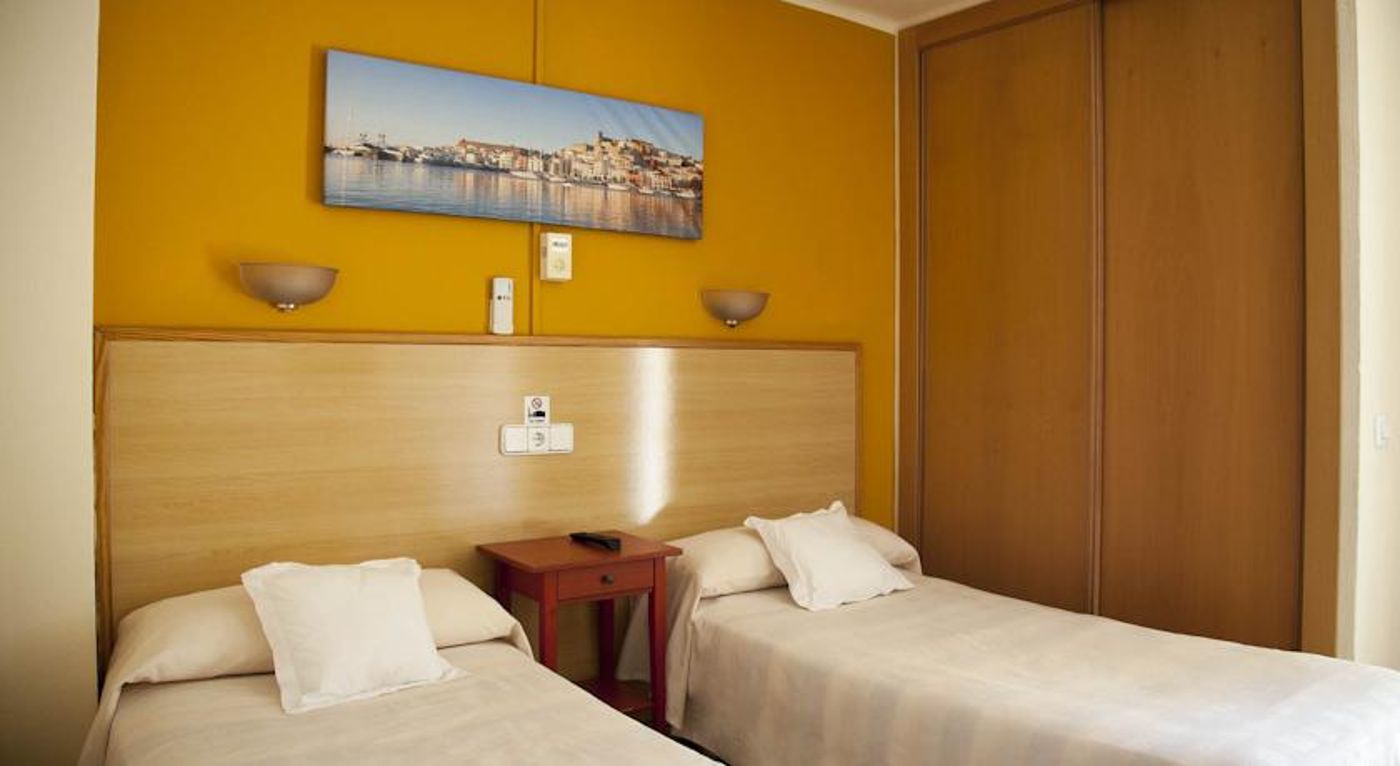 HOSTAL EUROPA PUNICO