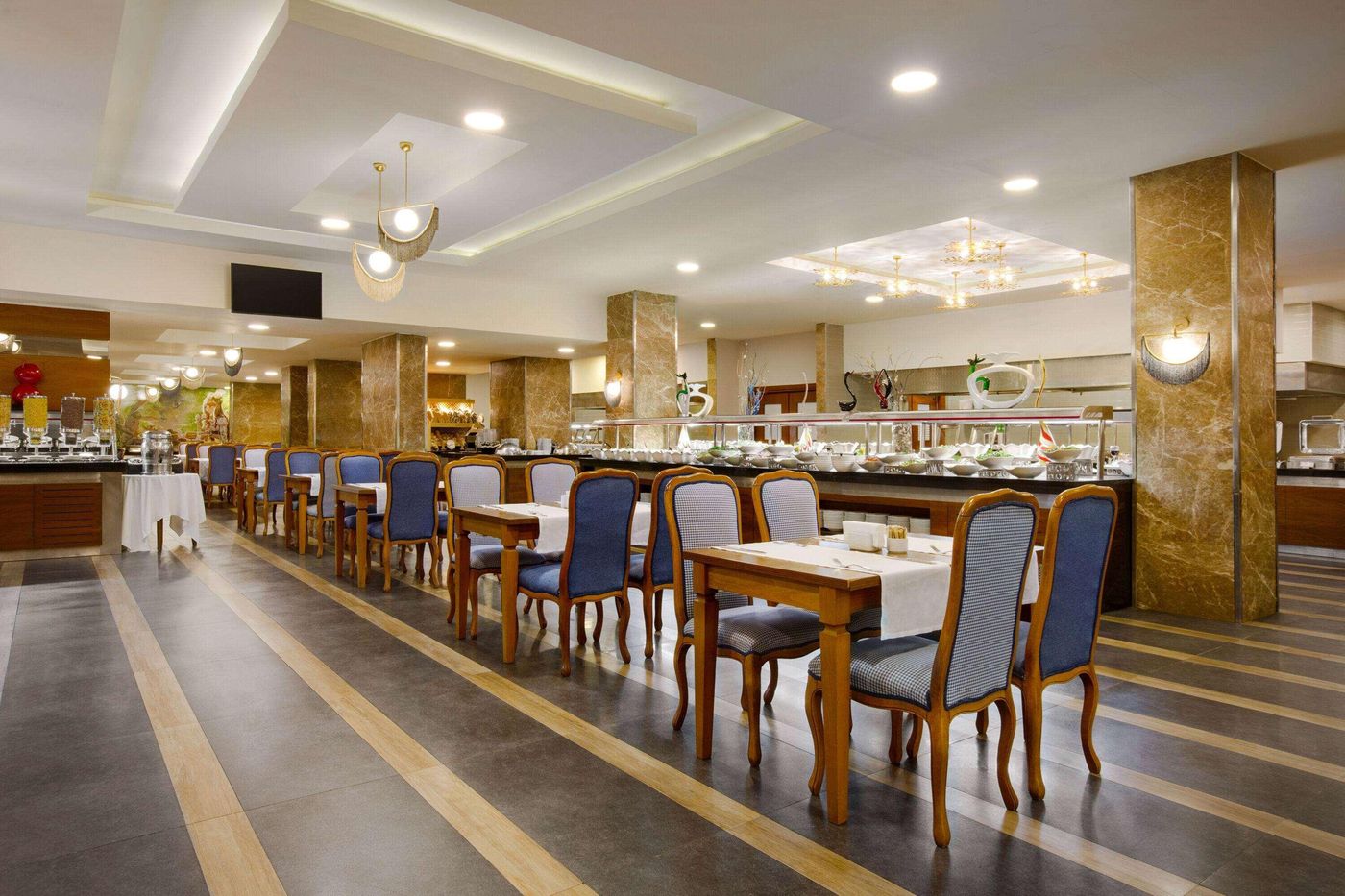 Wyndham-Garden-Lara-Restaurant-41