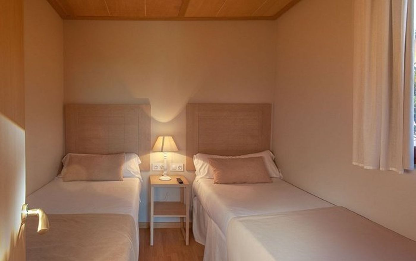 Magic Natura Animal Waterpark and Polynesian Lodge Resort