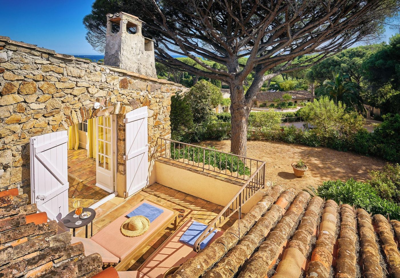 La-Ferme-D-Augustin-Room-5