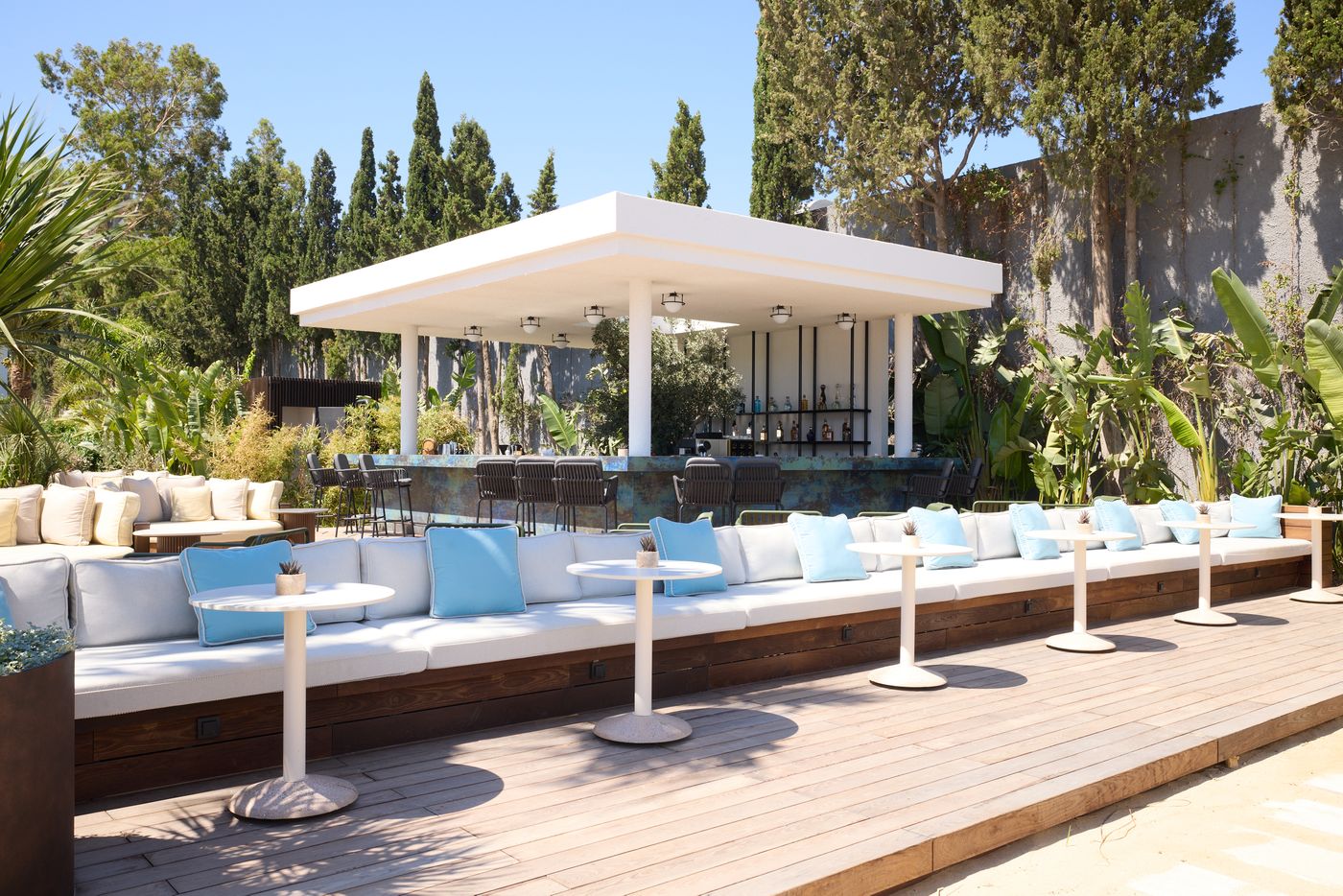 Voyage-Turkbuku-Bar-10